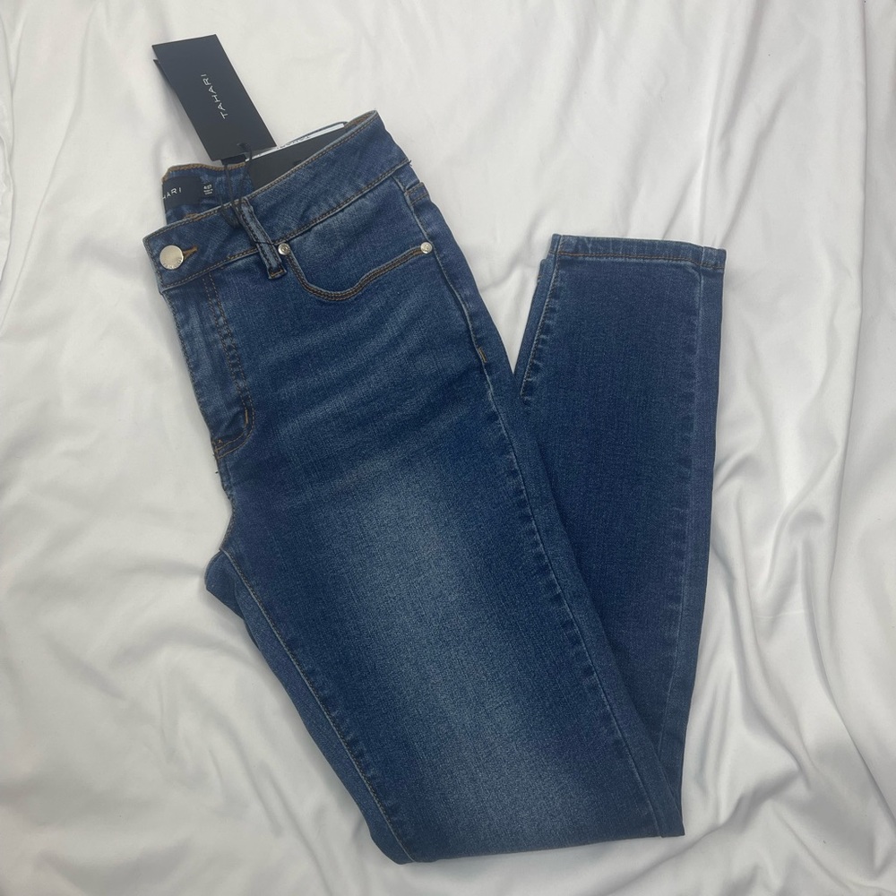 NWT Tahari Blue Skinny Jeans with Stretch and Tapered Leg - Picture 6 of 11